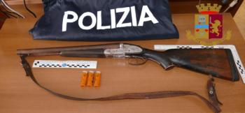 fucile-polizia-11-sett.jpeg