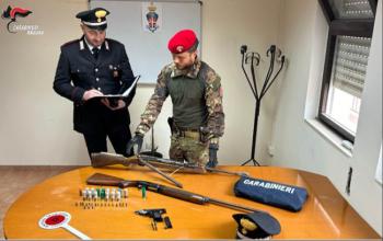 Carabinieri,-armi-clandestine-aNB47R.jpeg