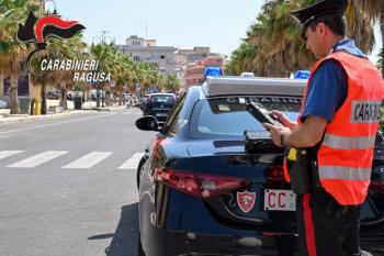 TOLLERANZA-ZERO-DEI-CARABINIERI-SULLE-STRADE-IBLEE.-PATENTI-RITIRATE-E-5-SOGGETTI-DENUNCIATI.jpg